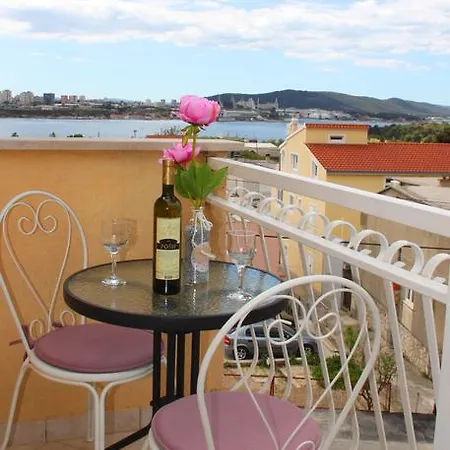 Apartment Memories *